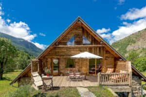 L’Écrin des Hautes-Alpes, Eco-Gîte de Charme dans les Alpes à 1200m d'Altitude. Parc National des Écrins.
