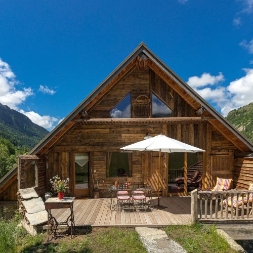 L'ambiance chaleureuse à l'image d'un chalet de montagne avec tout le confort et une décoration soignée !