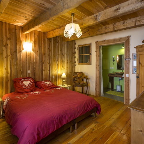 L'ambiance chaleureuse à l'image d'un chalet de montagne avec tout le confort et une décoration soignée !