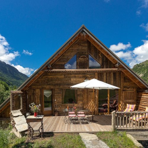 L’Écrin des Hautes-Alpes, Eco-Gîte de Charme dans les Alpes à 1200m d'Altitude. Parc National des Écrins.